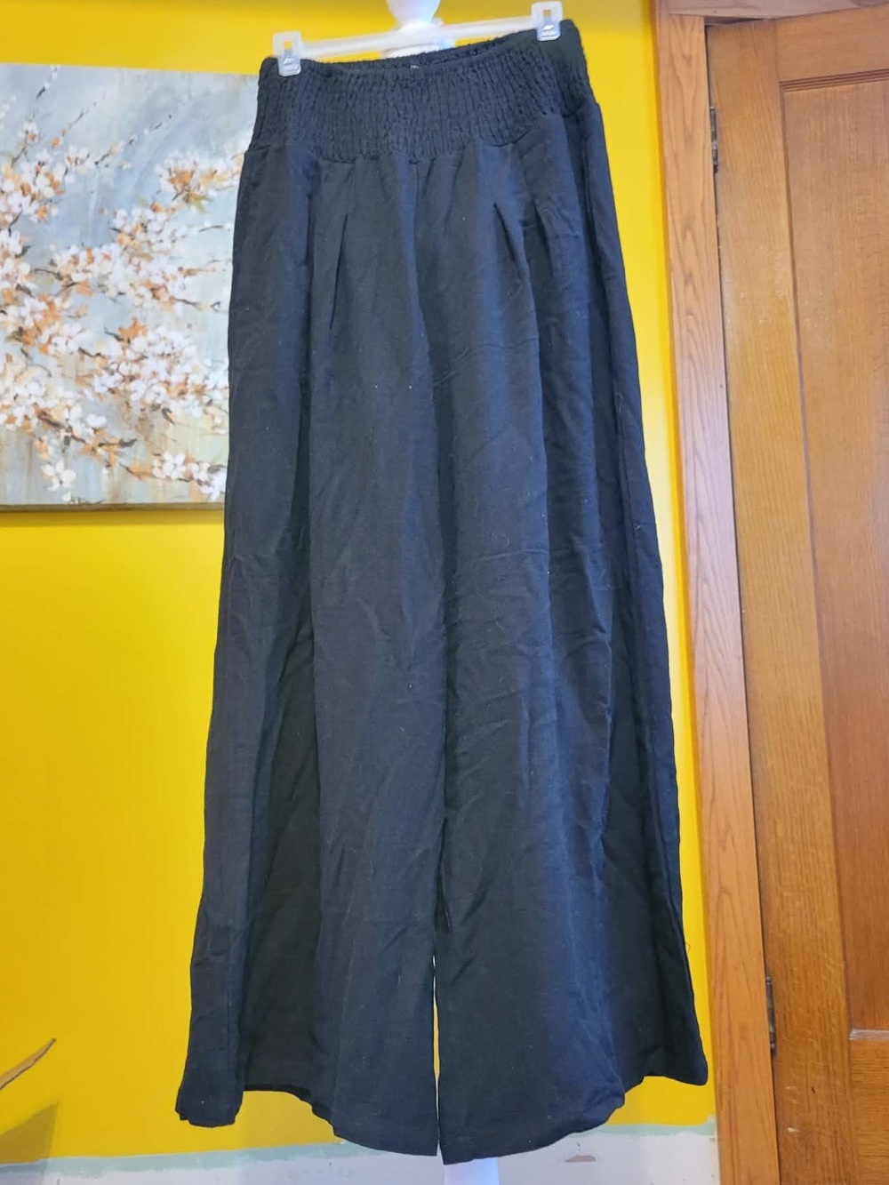 Black Wide-Leg Elastic Waist Pants
